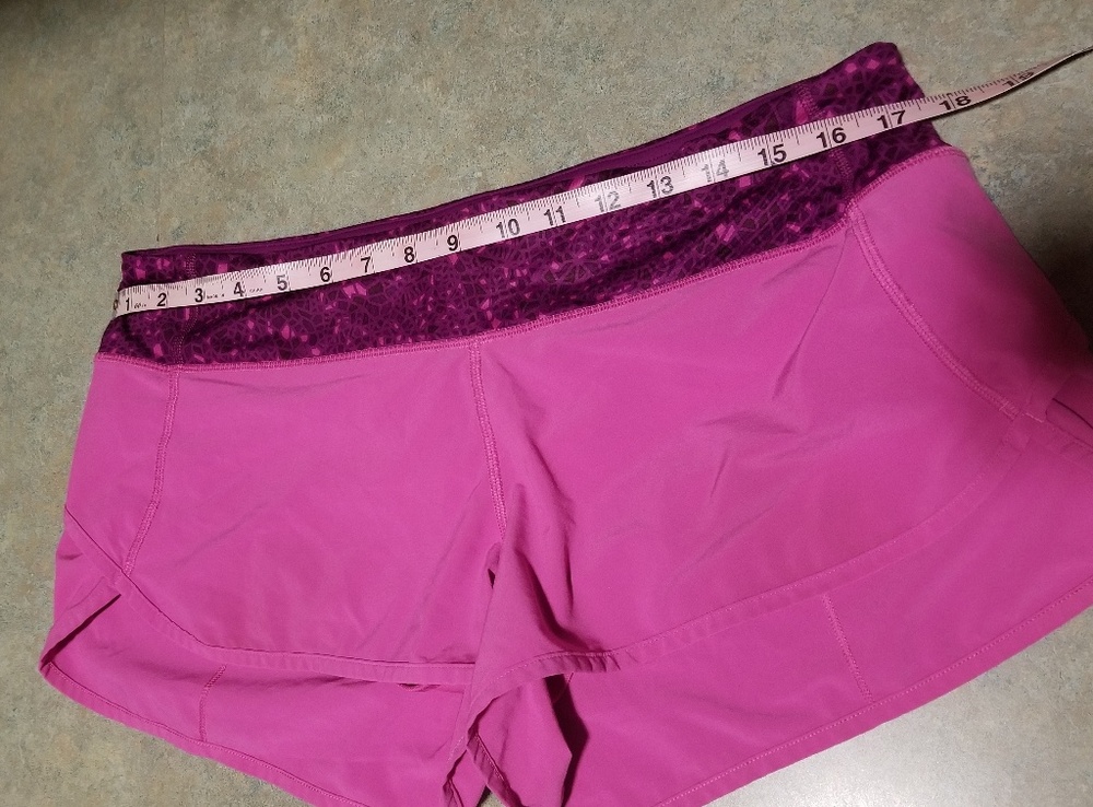 🍋 lululemon shorts with liner